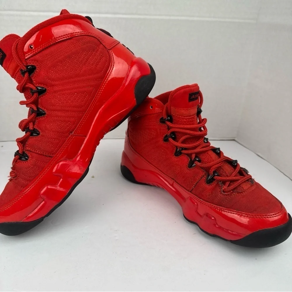 Nike Air Jordan 9 Retro Chile Red 302359-600 Size 6Y